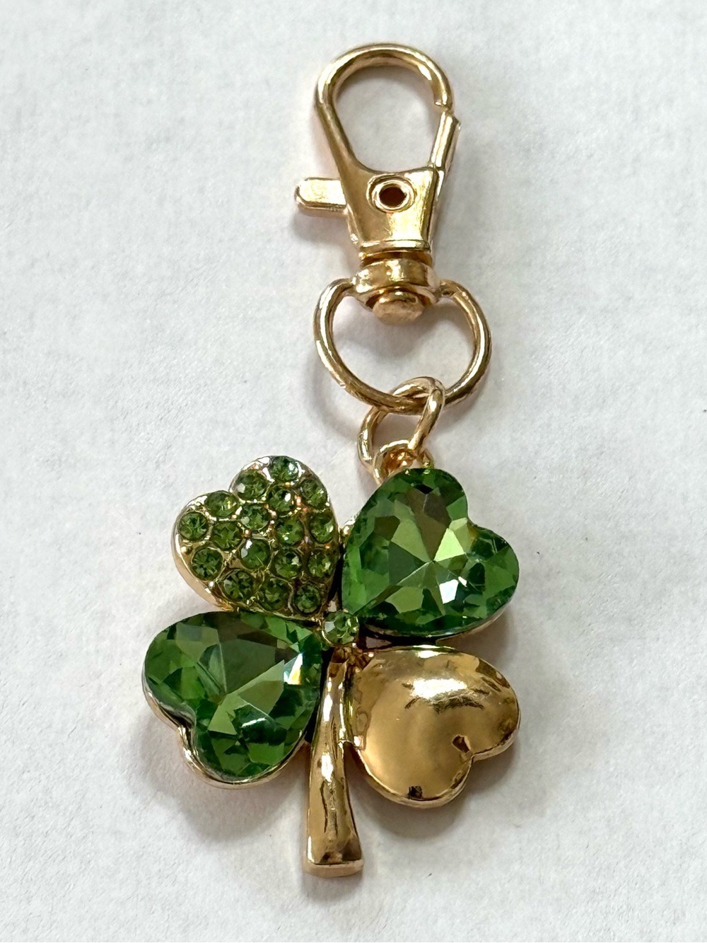 Green Rhinestone Four 4 Leaf Clover Keychain Bag Charm Gold Tone New